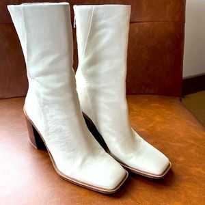 Steve Madden A-Steviena Leather Boots Bone